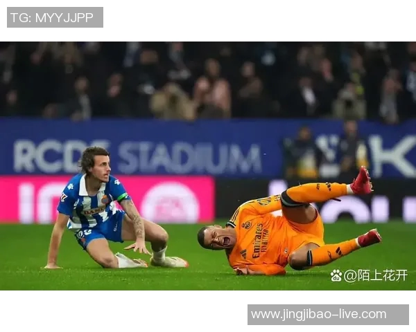 西甲经典对决那不勒斯逆转曼城全场沸腾的瞬间解析