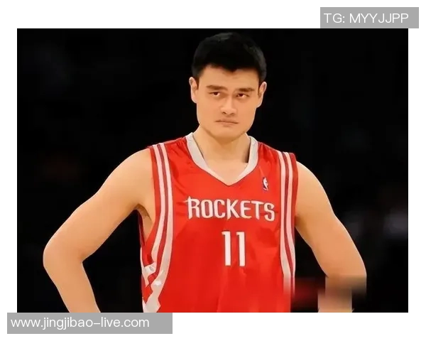 姚明在逆境中奋起拼搏展现不屈精神与坚韧毅力的感人故事