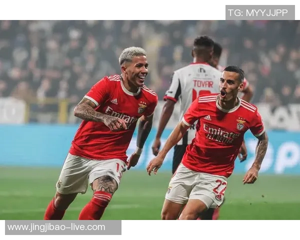 德甲惊喜战报皇马逆转里昂引发全场狂欢时刻