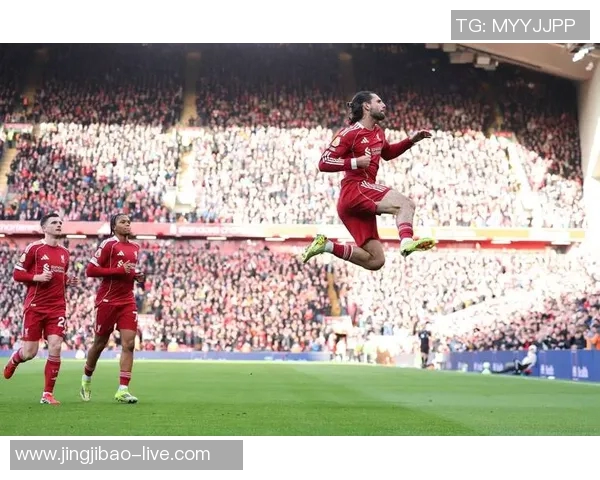 英超热战:利物浦与多特蒙德激战成平局全场精彩瞬间回顾 英超热战:利物浦与多特蒙德激战成平局全场精彩瞬间回顾