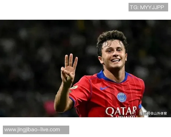 尤文图斯逆转巴黎圣日耳曼帽子戏法引爆全场激情时刻解析